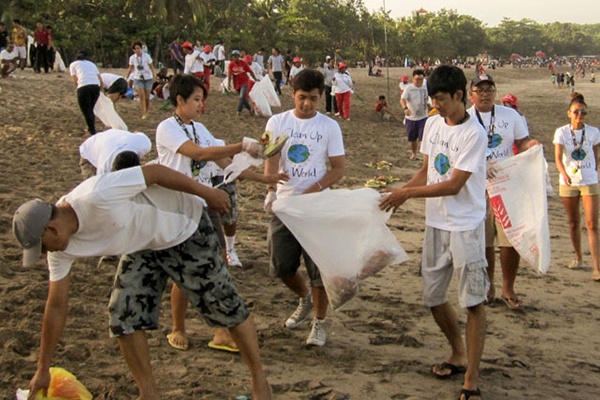 Bali: BHA Galang Gerakan Bersih-Bersih Pantai