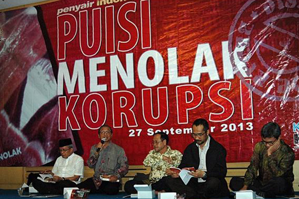 KPK Gelar Bedah Buku -Puisi Menolak Korupsi-