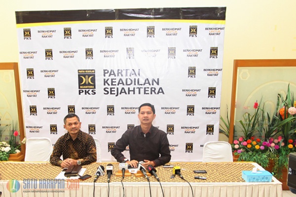 DPP PKS Resmi Pecat Fahri Hamzah dari Anggota