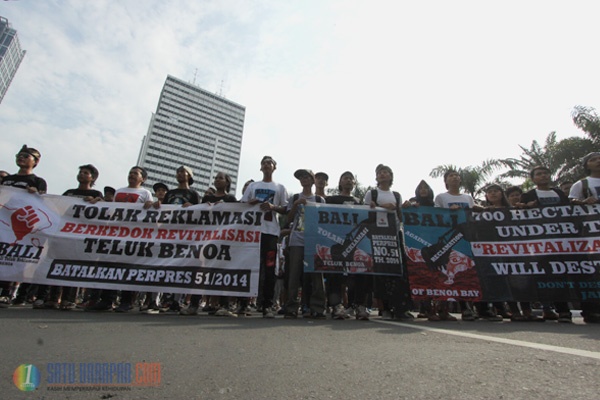 Puluhan Pegiat Lingkungan Simpul Jakarta Tolak Reklamasi Teluk Benoa