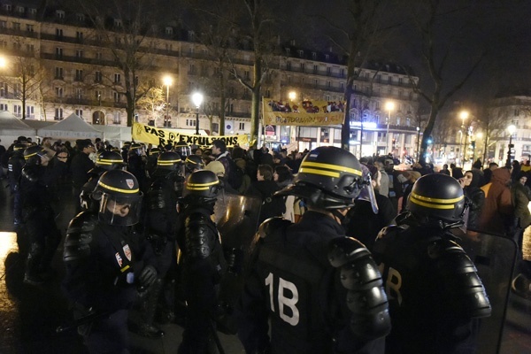 Unjuk Rasa Buruh di Prancis Terus Bergulir