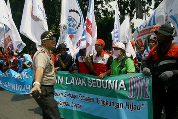 Serikat Buruh Kembali Unjuk Rasa, Menuntut Janji Pemerintah
