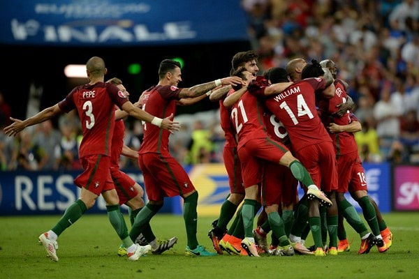 Eder Senang Bawa Portugal Juara Piala Eropa