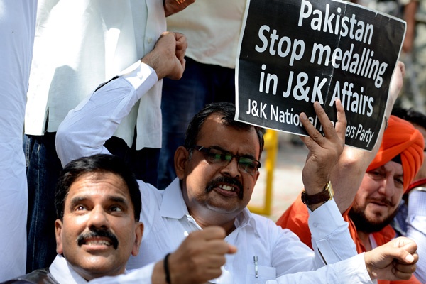 India Kecam Pakistan karena "Dukung Terorisme"