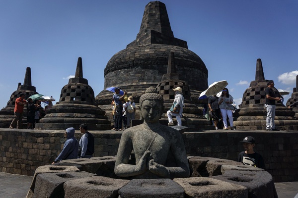 Jumlah Wisatawan Mancanegara di Indonesia Meningkat Tipis
