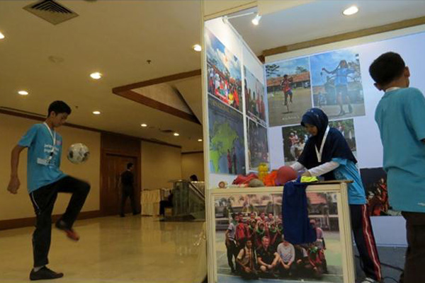Inggris Menumbuhkan Kecintaan Terhadap Olahraga dan Permainan Bagi Anak-anak Indonesia