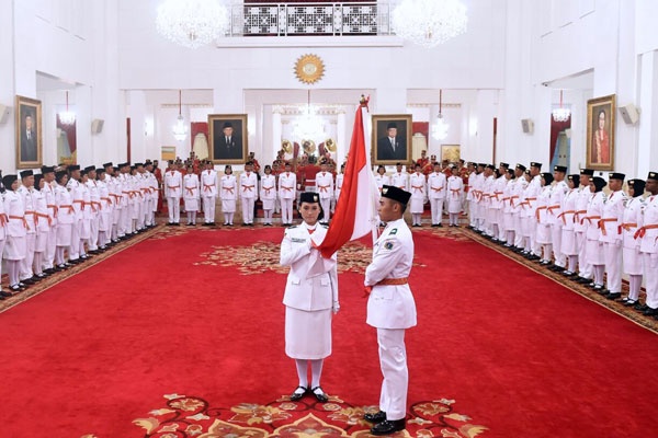 Presiden Jokowi Kukuhkan Paskibraka HUT Ke-71 RI