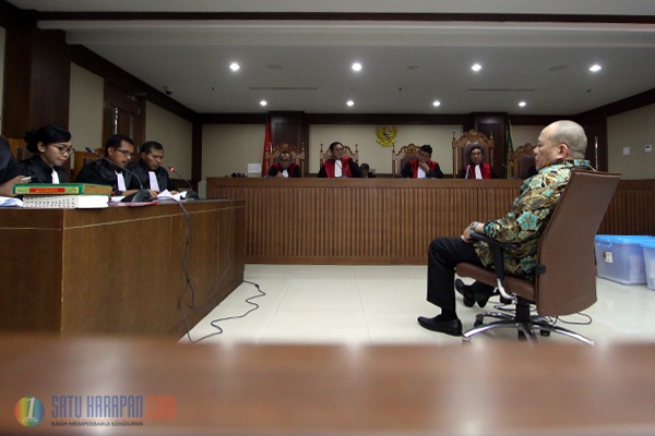 Sidang Perdana La Nyalla Digelar di Pengadilan Tipikor