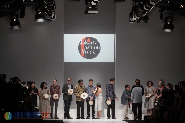 Jakarta Fashion Week 2016 Resmi Dibuka