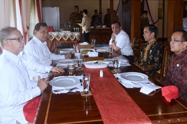 Jokowi-Prabowo Duduk Bersama Bahas Kemajuan Bangsa