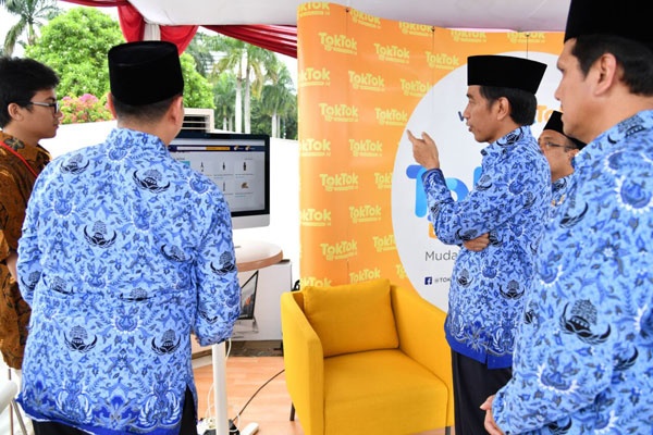 Presiden Jokowi Resmikan Toko Online dan Korpri Expo 2016