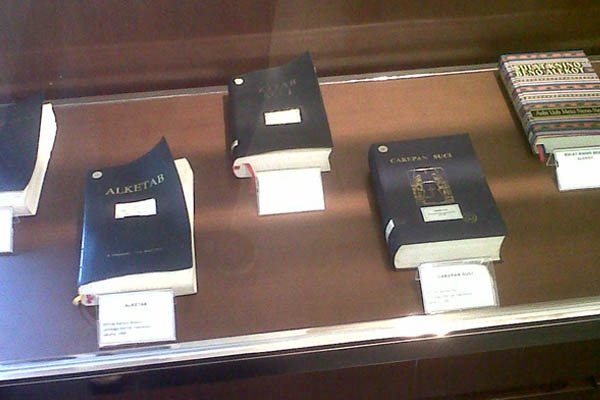 Koleksi Museum LAI, Alkitab Berbagai Bahasa Daerah