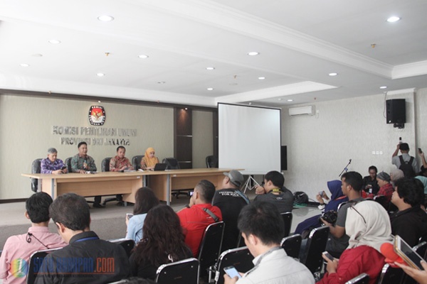 KPU DKI Luncurkan Surat Suara Calon Gubernur dan Wakil Gubernur 