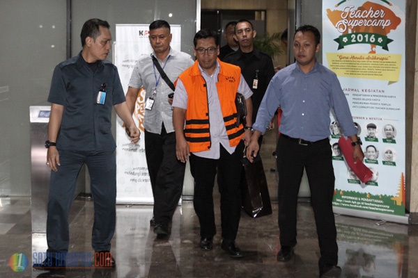 Tiga TSK Suap Hakim MK Digelandang ke Tahanan