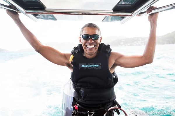 Nikmati Liburan di Karibia, Obama Kembali Seperti Anak-anak