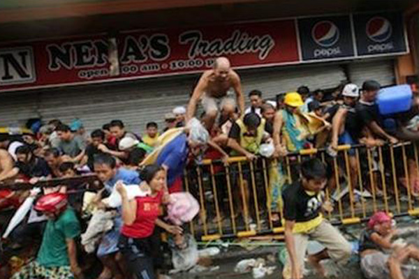 Bencana Filipina Disusul Penjarahan dan Kelaparan