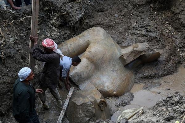 Dua Patung Firaun Ditemukan di Kairo