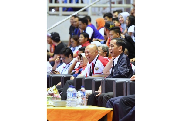 Jokowi Janji Terus Gelar Turnamen Sepak Bola Piala Presiden