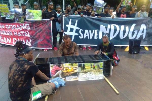 Solidaritas #SaveNduga Ibadah Kasih di Depan Istana Negara