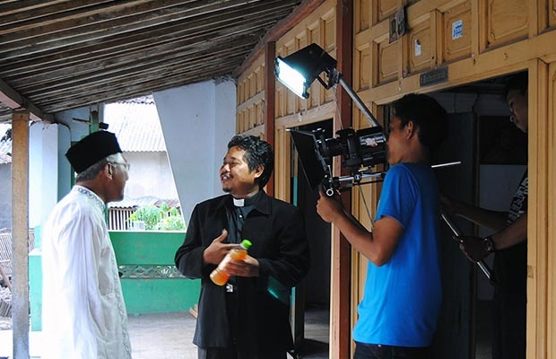 Pemuda Gereja dan Santri, Bersama Produksi Film Perdamaian
