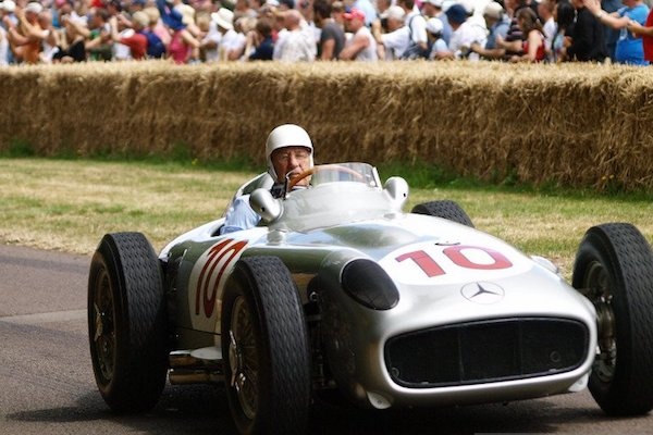 Legenda F1 Asal Inggris Stirling Moss Meninggal Dunia