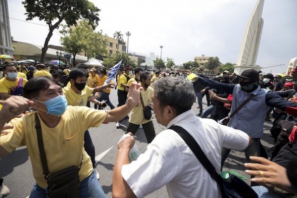 Ribuan Aktivis Thailand Gelar Demonstrasi Tuntut Perubahan Demokrasi