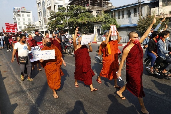 Militer Myanmar Ancam Gunakan Kekerasan untuk Membubarkan Demonstrasi