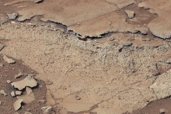 Bagaimana Rupa Permukaan Planet Mars?