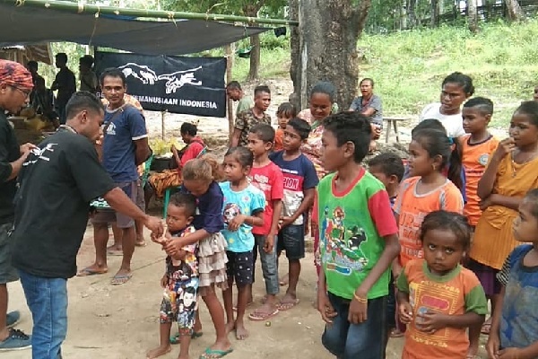 Relawan GKI Bantu Warga di Dusun-dusun Kabupaten Kupang