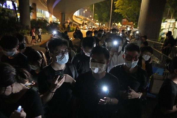Meski Dilarang, Ratusan Orang di Hong Kong Peringati Pembantaian Tiananmen