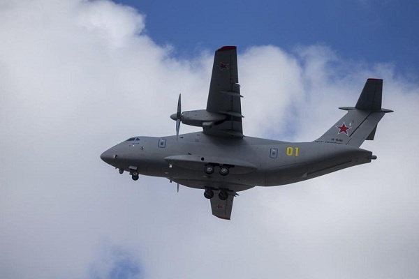  Prototipe Pesawat Angkut Militer Rusia Tatuh ketika Uji Terbang