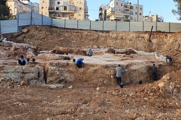 Arkeolog Temukan Tambang Batu dari Era Kedua Bait Suci