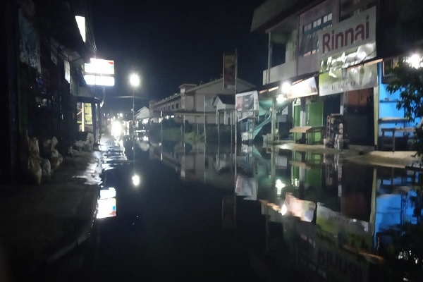 Banjir Masih Menggenangi Sintang dan Sanggau, Kalimantan Barat